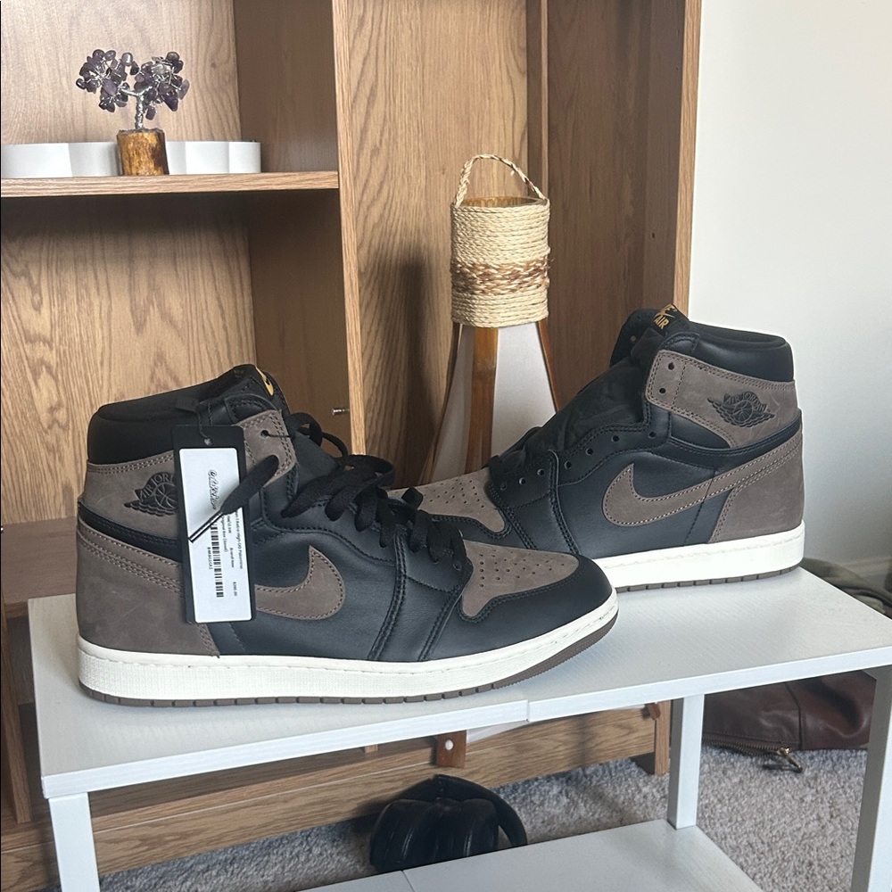 Jordan 1 Retro High OG palomino New with tags no box